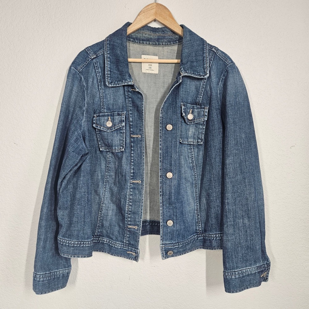 Old Navy Plus Womens 2X Denim Trucker Jacket Medium Wash Blue